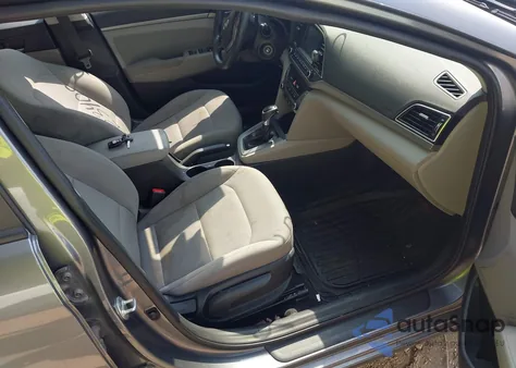 2018 Hyundai Elantra Sel z USA, uszkodzony, nr VIN 5NPD84LF5JH297420